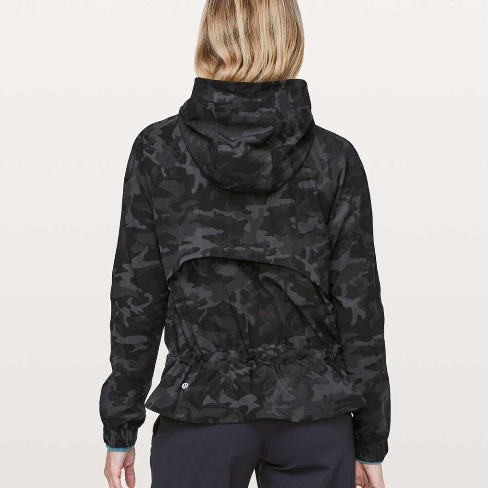 Lululemon Pack It Up Jacket Incognito Camo Multi Grey EUC - Picture 3 of 12